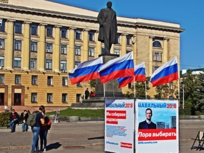 Куб Навального. Фото: Александр Воронин, Каспаров.Ru Куб Навального. Фото: Александр Воронин, Каспаров.Ru