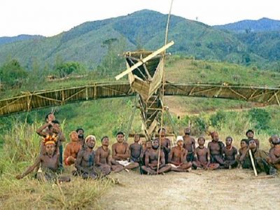 Карго-культ. Фото: scisne.net Карго-культ. Фото: scisne.net