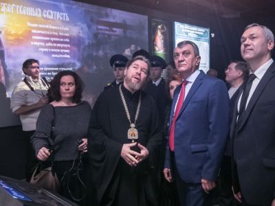 Тихон, Меняйло и Травников на открытии патриотического музея. Фото: Сергей Богданов, Каспаров.Ru Тихон, Меняйло и Травников на открытии патриотического музея. Фото: Сергей Богданов, Каспаров.Ru