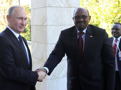 Омар Башир и Путин. Фото: kremlin.ru Омар Башир и Путин. Фото: kremlin.ru