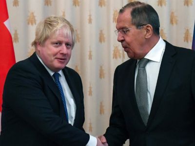 Б.Джонсон и С.Лавров. Источник - cnn.com Б.Джонсон и С.Лавров. Источник - cnn.com