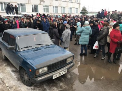 Стихийный митинг у больницы в Волоколамске, Фото: https://t.me/Crexcrexcrex/682 Стихийный митинг у больницы в Волоколамске, Фото: https://t.me/Crexcrexcrex/682