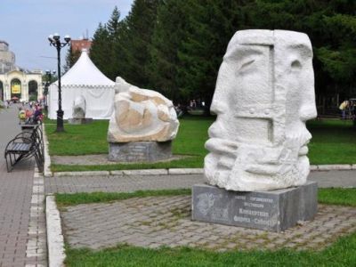 Екатеринбург, скульптура "Азиопа". Фото: afterempire.info Екатеринбург, скульптура "Азиопа". Фото: afterempire.info
