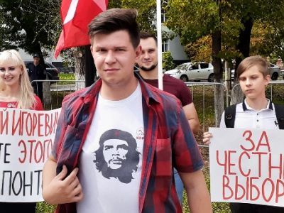 Митинг "За честные выборы". Фото: Владимир Лапкин, Каспаров.Ru Митинг "За честные выборы". Фото: Владимир Лапкин, Каспаров.Ru