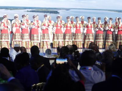 Прием в честь участников саммита Россия - Африка, Сочи, 23.10.19. Фото: kremlin.ru Прием в честь участников саммита Россия - Африка, Сочи, 23.10.19. Фото: kremlin.ru