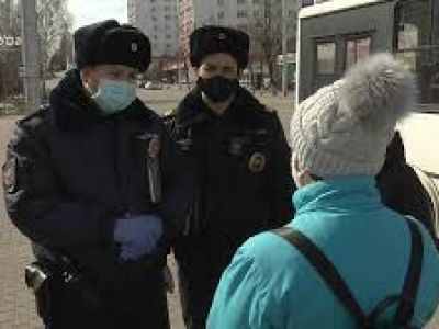 Проверка пропусков в карантин. Фото: bash.news Проверка пропусков в карантин. Фото: bash.news