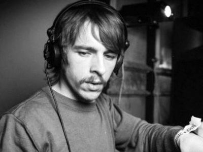 Диджей Денис Казначеев. Фото: theins.ru Диджей Денис Казначеев. Фото: theins.ru