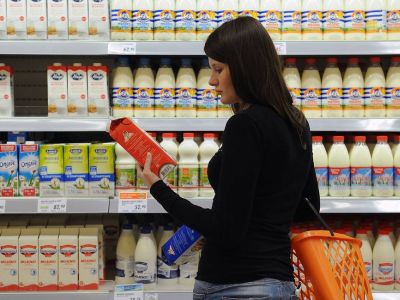 Покупатель. Фото: Александр Рюмин/ТАСС Покупатель. Фото: Александр Рюмин/ТАСС