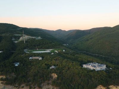 Резиденция Путина. Фото: navalny.com Резиденция Путина. Фото: navalny.com