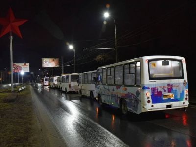 Эвакуация из "ДНР", 18.02.22. Фото: С.Батурин, t.me/petrolenspb Эвакуация из "ДНР", 18.02.22. Фото: С.Батурин, t.me/petrolenspb