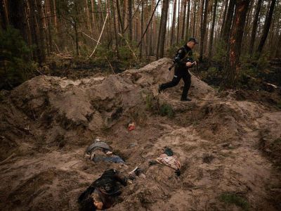 Захоронение убитых в ходе Бучанской резни. Фото: t.me/chtede Захоронение убитых в ходе Бучанской резни. Фото: t.me/chtede