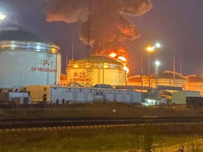 Пожар на нефтебазе в Тамани, 3.05.23. Фото: t.me/nexta_live Пожар на нефтебазе в Тамани, 3.05.23. Фото: t.me/nexta_live