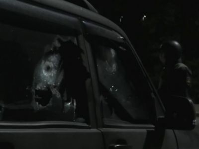 Нападение на пост полиции в КЧР. Скрин видео: t.me/mvd_kchr Нападение на пост полиции в КЧР. Скрин видео: t.me/mvd_kchr