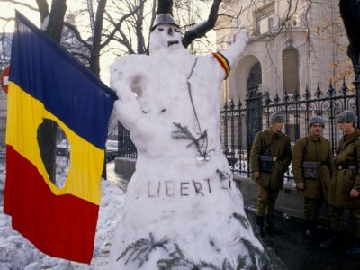 Рождественская революция, Бухарест, 1989 г. Фото: www.alamy.com Рождественская революция, Бухарест, 1989 г. Фото: www.alamy.com