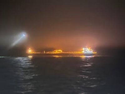 Операция пограничной охраны Финляндии по задержанию судна "Eagle S". Фото: t.me/milinfolive Операция пограничной охраны Финляндии по задержанию судна "Eagle S". Фото: t.me/milinfolive