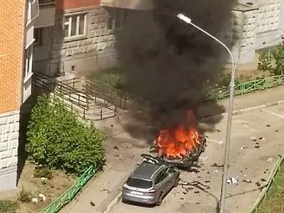 Взрыв автомобиля. Фото: news.mail.ru